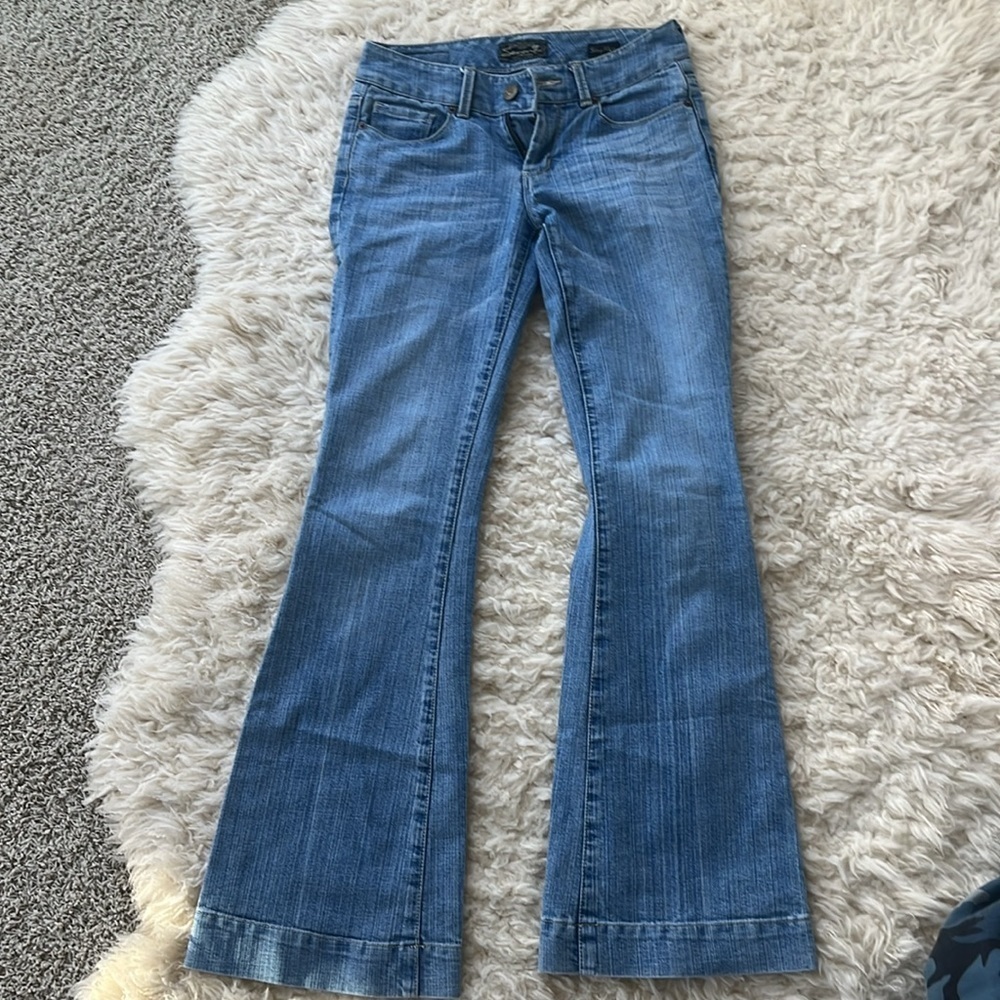 Seven7 light wash low rise flare jeans - Picture 4 of 7